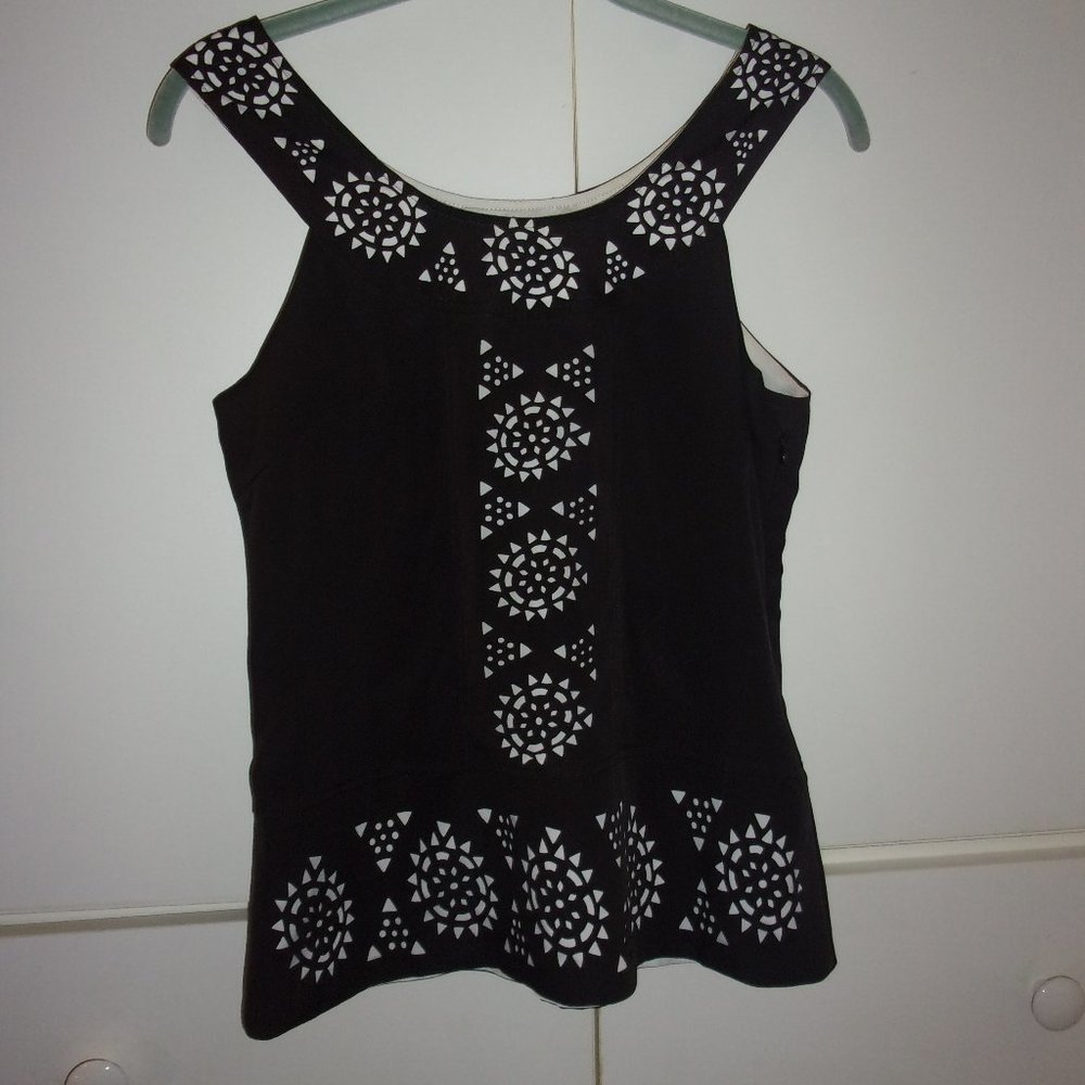 Romeo & Juliet Couture Black & White Laser Cut Tank